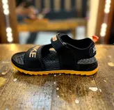 کفش صندل بچه گانه اسپرت مناسب روزمره و تابستانی مدل نایک