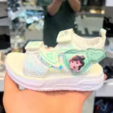 کفش صندل دخترانه مناسب روزمره و تابستانی مدل عروسکی