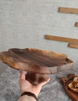 شیرینی خوری پایه دار با چوب گردو