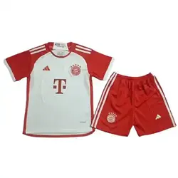 لباس بچه گانه بایرن مونیخ ۲۰۲۴ با شورت - پارسی اسپورت