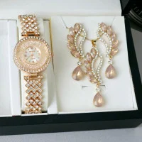 ست ساعت و نیمست نگینی بسیار شیک ارسال رایگان جعبه دار