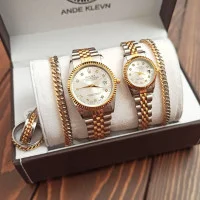 ست زنانه مردانه ساعت و دستبند و انگشتر ورق بزنید صفحه رنگبندی داره رنگ ثابت