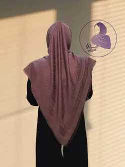 روسری نخ ابریشم ژاکارد تمام لمه طرح فرگامو
