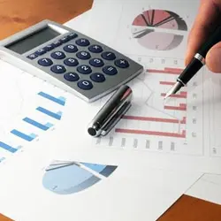 تاثیر معیارهای راهبری شرکتی بر ارتباط میان جریان نقد آزاد و استفاده بهینه از دارایی­ها در شرکت­های