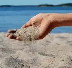 مقاله بررسی تاثیر موج بر استعداد روانگرایی در نهشته های ماسه ای بستر دریا به روش شبکه عصبی مصنوعی