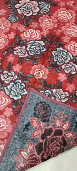 پتو قدیمی پشمی