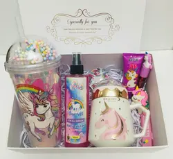 باکس کادوی دخترانه طرح یونیکورن کد G113