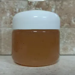 عسل طبیعی کنجد غیر تغذیه ای مستقیم از زنبوردار و کندودار صددرصد تضمینی صد گرم  