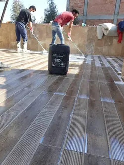 عایق نانو آب بندی پشت بام کالیمورا 1 لیتری - پشت بام موزاییک