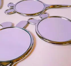 آینه دسته دار یک طرفه طرح خرگوش Mirror - اپ شاپینگ
