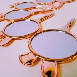 آینه دسته دار یک طرفه طرح خرگوش Mirror - اپ شاپینگ