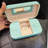 جعبه جواهرات و نظم دهنده در رنگهای متنوع