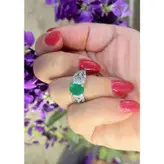 انگشترنقره زنانه با زمرد زامیبیا اصلی کارشناسی شده