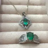 انگشترنقره زنانه با زمرد زامیبیا اصلی کارشناسی شده