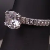 حلقه و پشت حلقه ی نقره