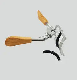 فرمژه دسته چوبی لوپینا مدل F002