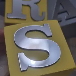 مکعب  چوبی گاهشمار  آیینه ای ماهگرد نوزاد و بارداری