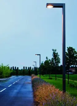 پایه روشنایی پارکی مدرن STK_P03