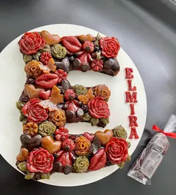 لواشک حروف سایز بزرگ/ترشک /کیک تولد /لواشک خاص /هدیه لاکچری /باکس هدیه تولد/ کیک حروف انگلیسی