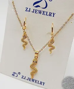 نیم ست طرح طلا مدل مار کد N008