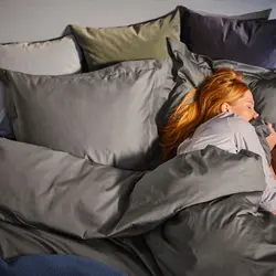 روکش لحاف و روبالشی ایکیا مدل IKEA LUKTJASMIN رنگ خاکستری تیره