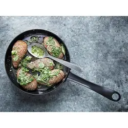 ماهیتابه کربن استیل 20 سانتی متر ایکیا مدل IKEA VARDAGEN