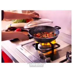 ماهیتابه وک با درب مشکی 28 سانتی متر ایکیا مدل IKEA HEMLAGAD