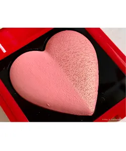 رژگونه کیکو ، رژگونه و هایلایتر قلبی کیکو