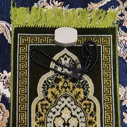 سجاده و جانماز مدل مخمل اعلاء خردسال سایز 60x30کد Mps-5