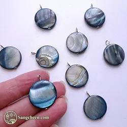 آویز صدف اصل آبی