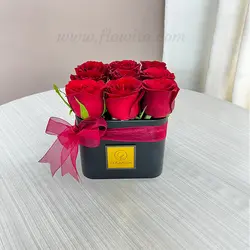 خرید باکس گل رز هلندی عاشقانه | گل فروشی آنلاین فلاویتو