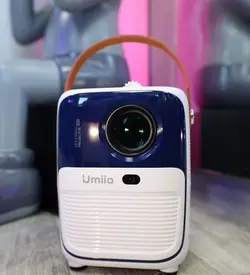 ویدئو پروژکتور اندروید Umiio مدل Q2 (A010)