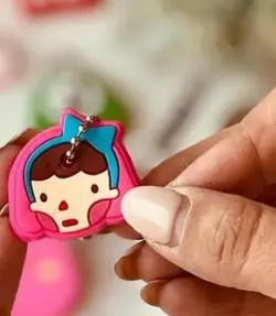 کاور کلید طرح دختر