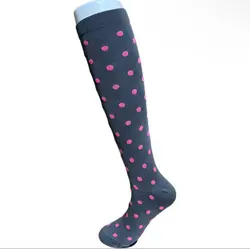 جوراب واریس طوسی طرح تو‌پی صورتی کد ۱۳۸ - جوراب واریس ترالی