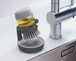 برس شستشوی مخزن دار با پایه نگه دارنده جوزف جوزف Joseph Joseph, Dispensing Washing-up Brush With Storage Stand