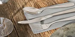 سرویس قاشق و چنگال زولینگ مدل کینگ ۱۰۰ پارچه مناسب برای ۱۸ نفر ZWILLING KING CUTLERY SET 100 PCS