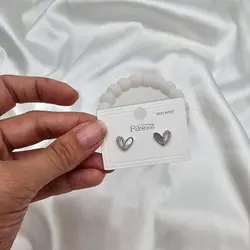 گوشواره ی قلب مینیمال صدفی &raquo; فروشگاه خط گالری