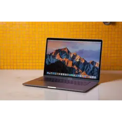 لپتاپ استوک Macbook pro 2017 15 inches 2.9 GHz i7 512