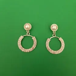 گوشواره زنانه مدل دایره نگین و مروارید