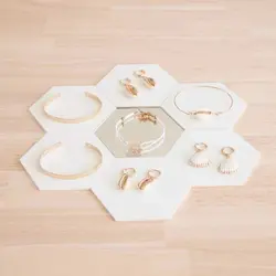 استند جواهرات شش ضلعی