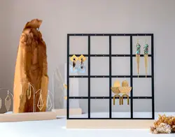 استند گوشواره دیوار