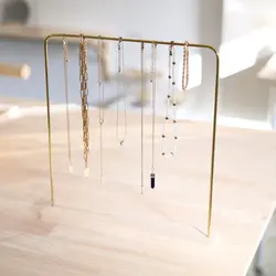 استند دستبند و گردنبند جاکارتا