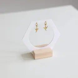 استند گوشواره روناک