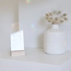 استند گوشواره بهار