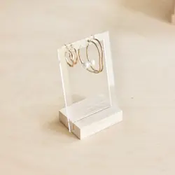 استند گوشواره پناه تک