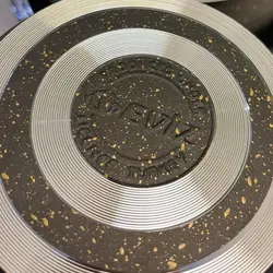 ماهیتابه چدن گرانیتی کاملا نچسب و مقاوم برند اویز