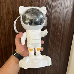 پروژکتور (رقص نور لیزری) کهکشانی آسمان پر ستاره طرح فضانورد اسپیکردار | Astronaut Speaker - بازرگانی ماکسیس-ایران ماکسیس