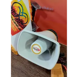 بلندگو ماشینی