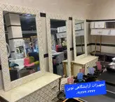 دکور آرایشگاهی پایه سلطنتی طلایی درر‌نگ بندی سفید مشکی کرم سه تادکور سه تاآینه برای شهرستان بدون آینه یعنی سه تا دکور باسه تا قاب خالی بدون آینه ارسال میشود هزینه آینه ۸۰۰هزارتومن ارسال سراسرکشور