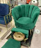 پدیکور آرایشگاه زنانه مدل صدفی دررنگ بندی متنوع